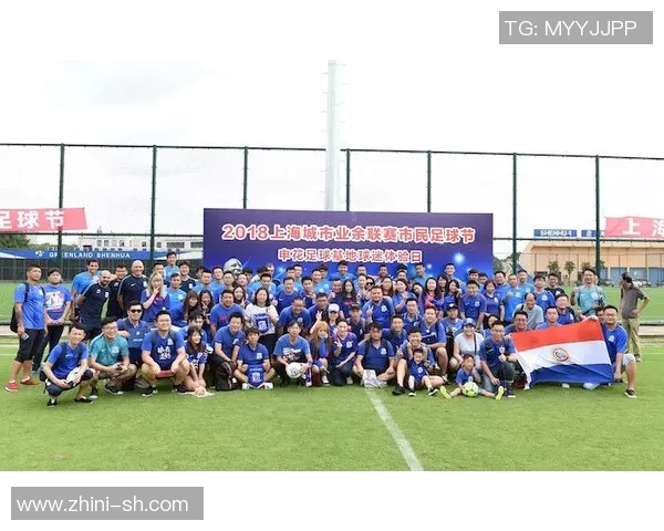 香港足球明星队首发阵容揭晓球迷期待精彩表现与胜利之战